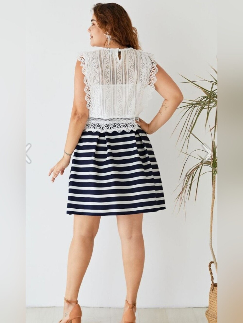 Chicwish Adorable Stripe Pleated A-Line Midi Skirt-Size XL - Picture 3 of 10
